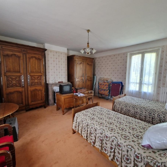  L'IMMOBILIER A LA LOUPE : House | MEAUCE (28240) | 166 m2 | 233 200 € 