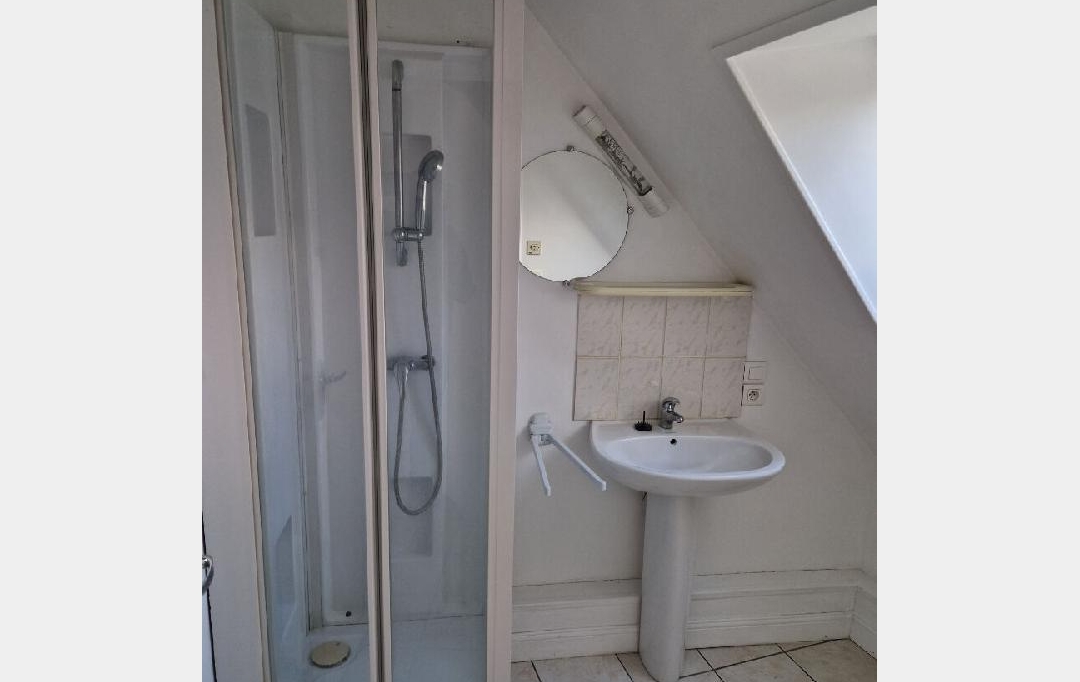 L'IMMOBILIER A LA LOUPE : Appartement | LA LOUPE (28240) | 62 m2 | 390 € 