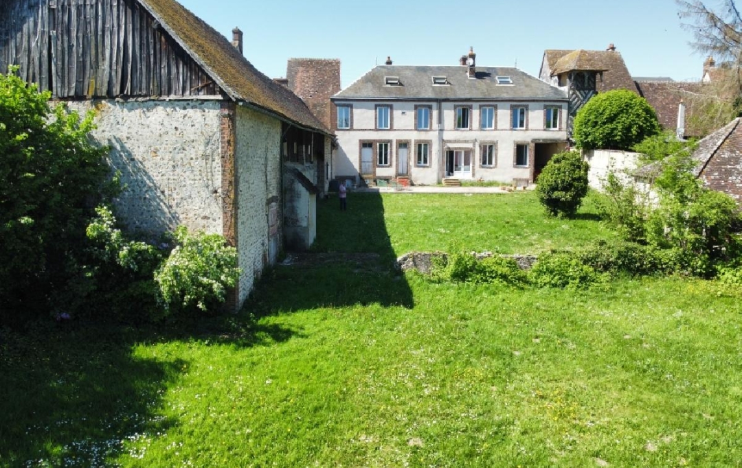 L'IMMOBILIER A LA LOUPE : Maison / Villa | CHAMPROND-EN-GATINE (28240) | 250 m2 | 250 000 € 