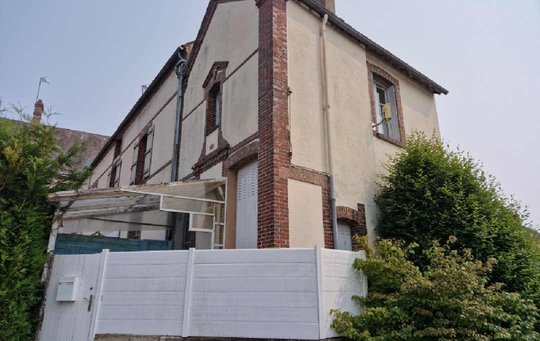L'IMMOBILIER A LA LOUPE : Maison / Villa | LA LOUPE (28240) | 35 m2 | 52 800 € 