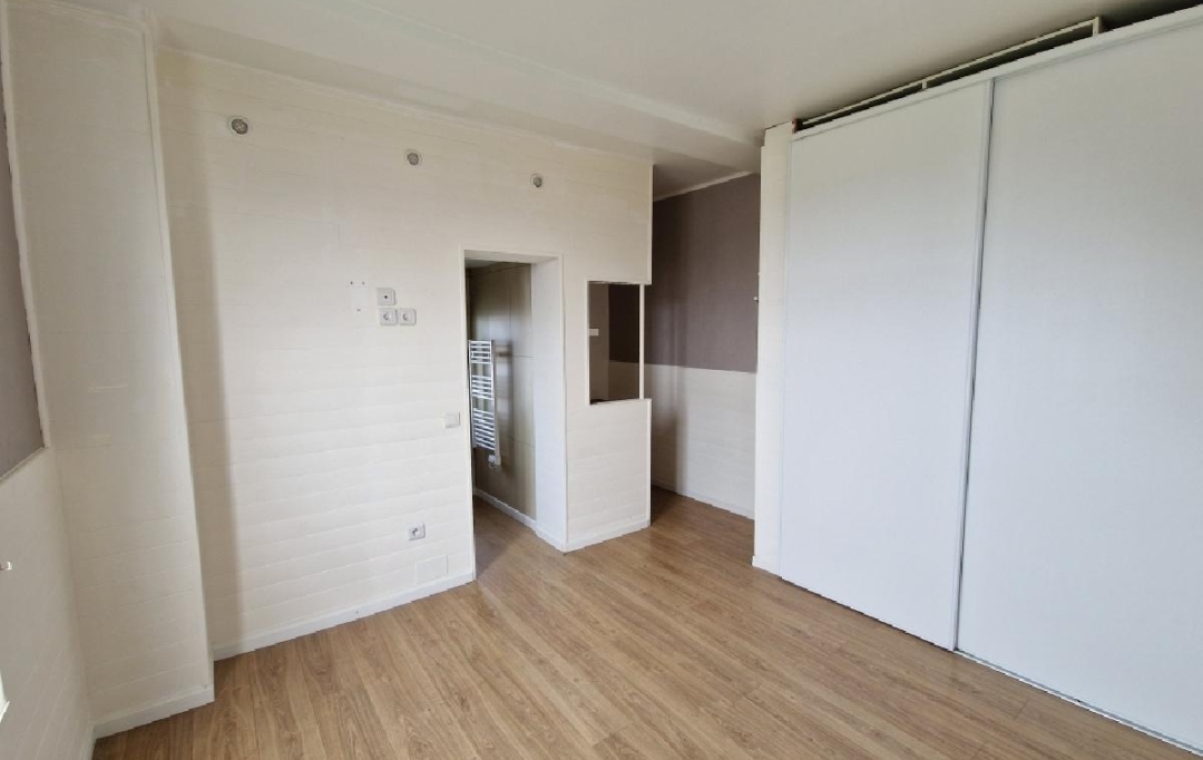 L'IMMOBILIER A LA LOUPE : Maison / Villa | LA LOUPE (28240) | 35 m2 | 52 800 € 
