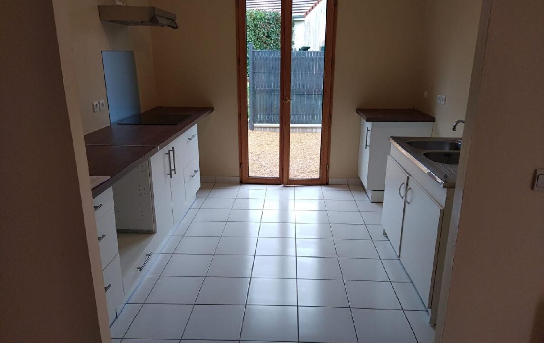 L'IMMOBILIER A LA LOUPE : Maison / Villa | LA LOUPE (28240) | 75 m2 | 133 750 € 