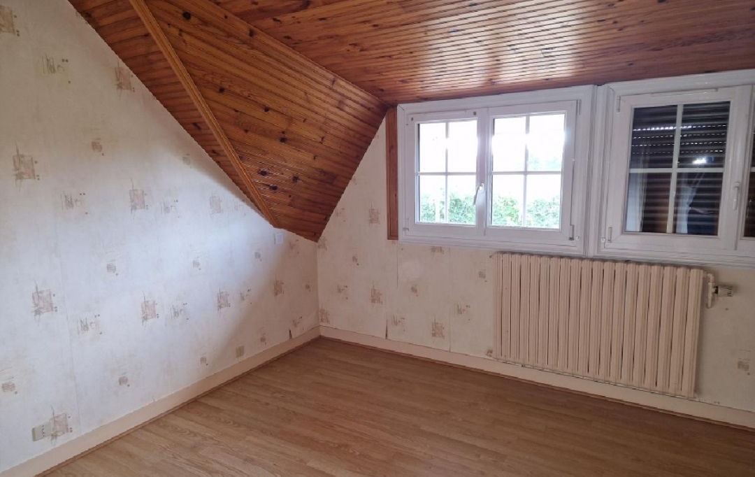 L'IMMOBILIER A LA LOUPE : Maison / Villa | MONTLANDON (28240) | 125 m2 | 160 000 € 