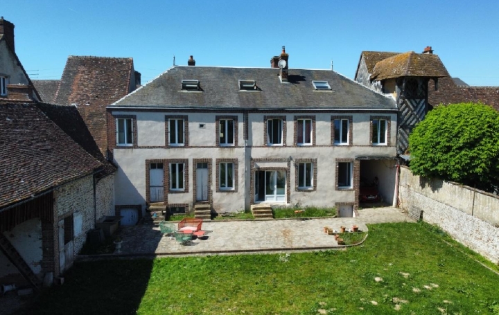  L'IMMOBILIER A LA LOUPE Maison / Villa | CHAMPROND-EN-GATINE (28240) | 250 m2 | 250 000 € 