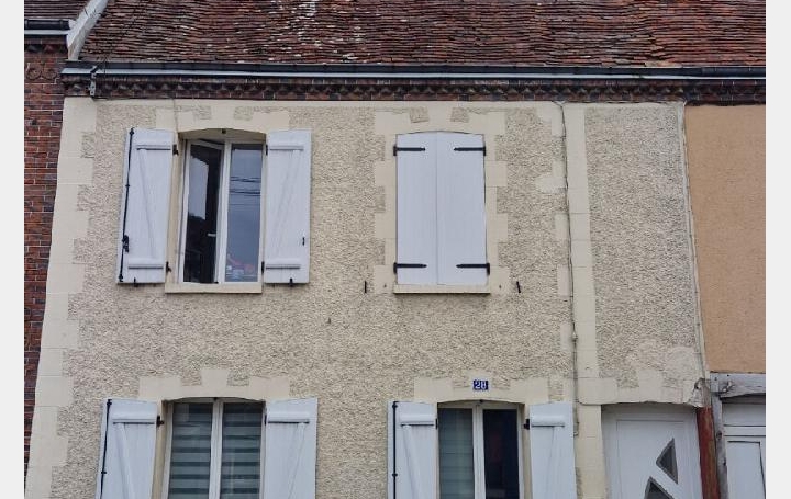 Maison CHAMPROND-EN-GATINE 83 m2 86 400 € Maison CHAMPROND-EN-GATINE 83 m2 86 400 €